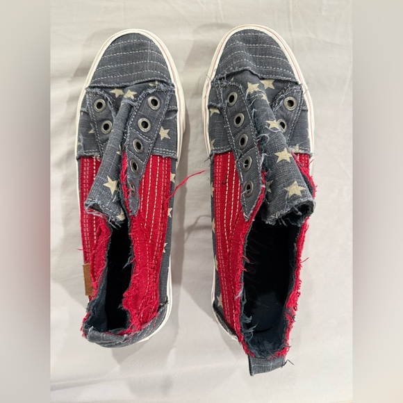 USED bundle of BLOWFISH sneakers and one pair Sperry’s… read description - Picture 14 of 15